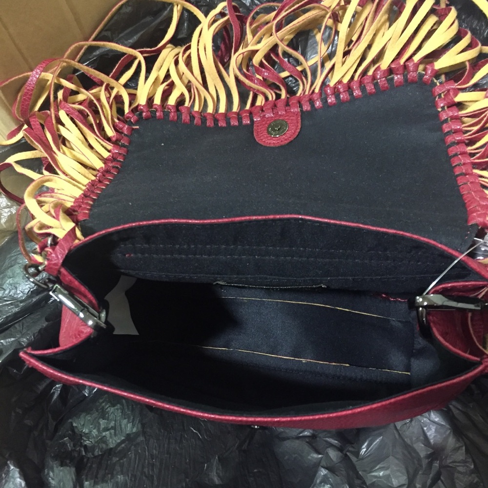 🔴SOLD🔴Olivia Miller Mini Fringe Chain Crossbody - Picture 3 of 4